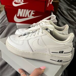 4Y Nike Air Force 1 lv8 3